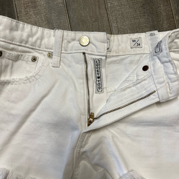 Lucky Brand Highwaisted cut off shorts - Picture 3 of 7